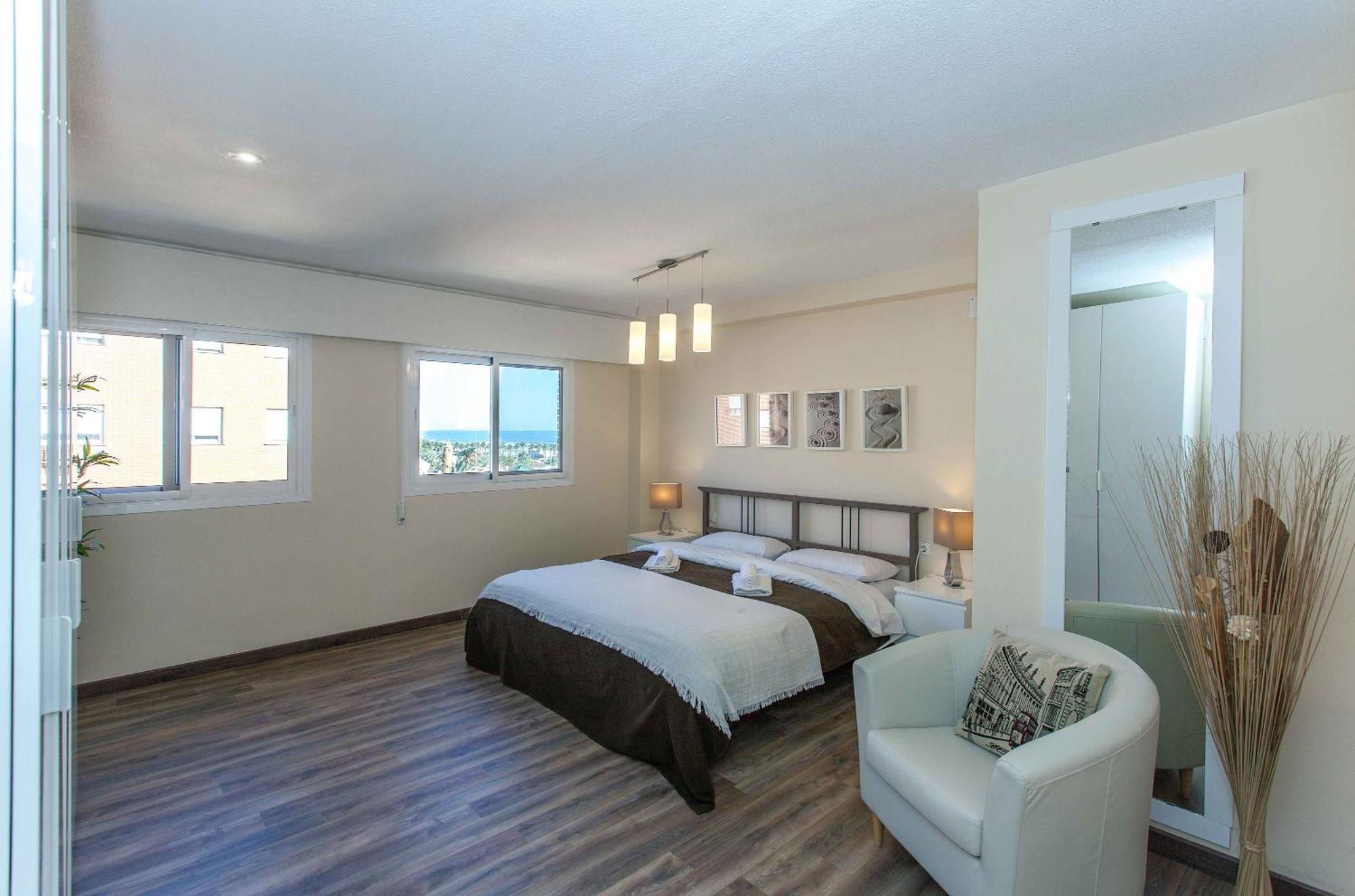 Apartment Malvarrosa Beach Cavite バレンシア エクステリア 写真